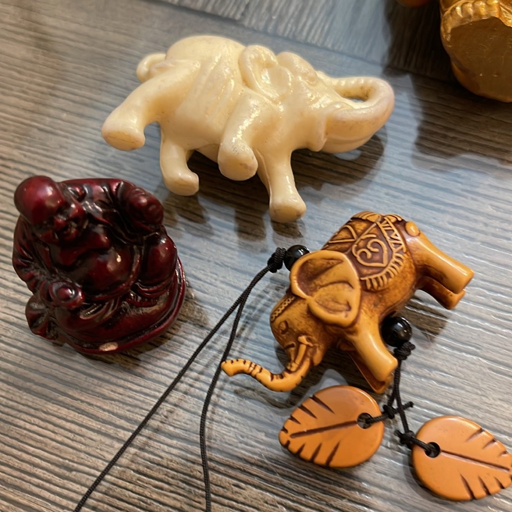 Vintage Style Collection of Miniature Figures
Buddha, Elephant Shakyamuni Buddha - Picture 7 of 16